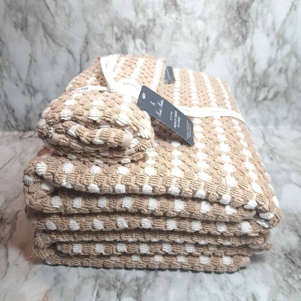 Brooks Brothers 4 Piece Set Premium Turkish TOWEL SET 2 Bath /2 Tip Tan &‎ White